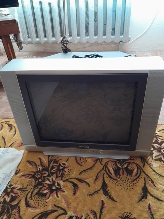 Самсунг телевизор