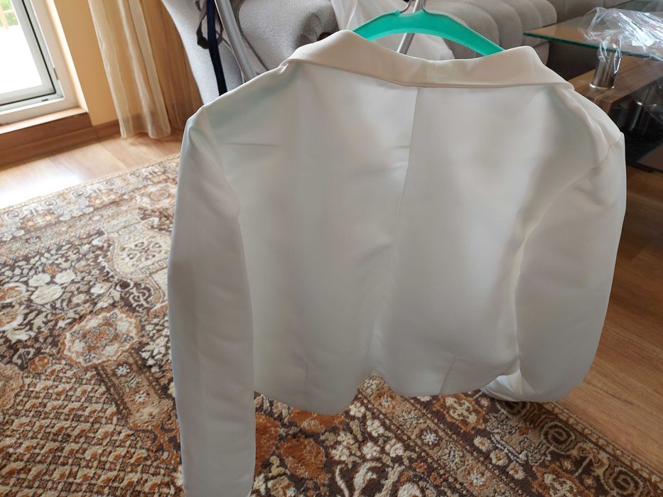 Булчинска рокля + подарък болеро