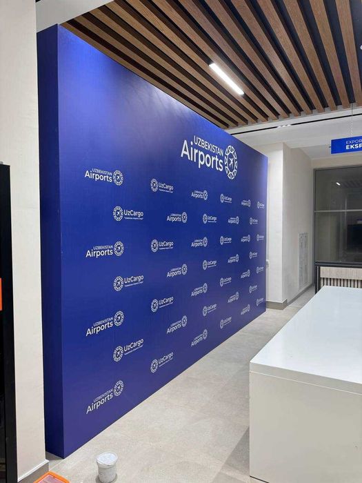 Баннеры, оракал, прессволлы, ролл-апы, паучки.