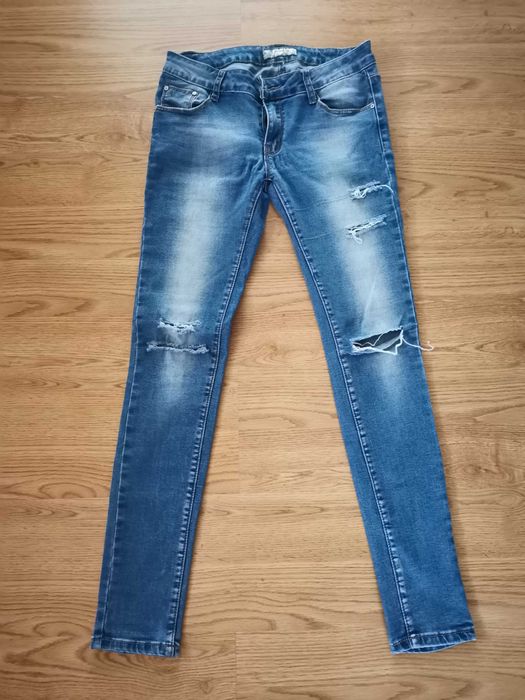 Дамски пролетни дънки