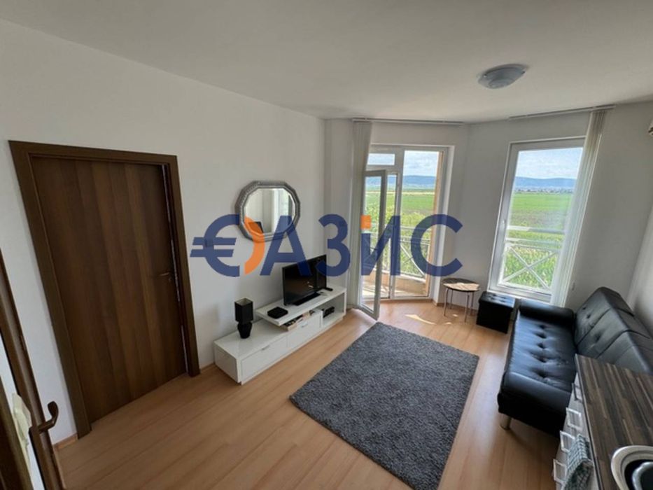 Продава се Двустаен апартамент в к.к. Слънчев бряг - 35 кв.м за 1200 €/кв.м - Снимка #1