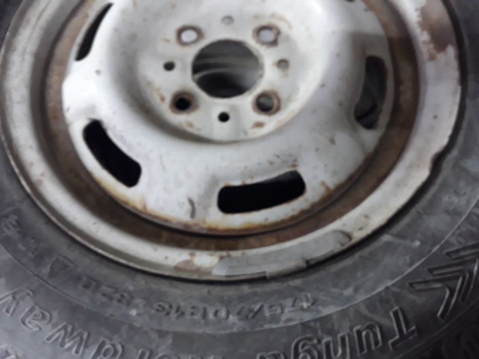 Продается шины для Ваз