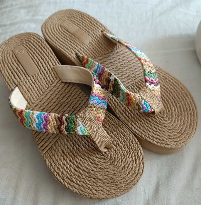 Летни обувки нови