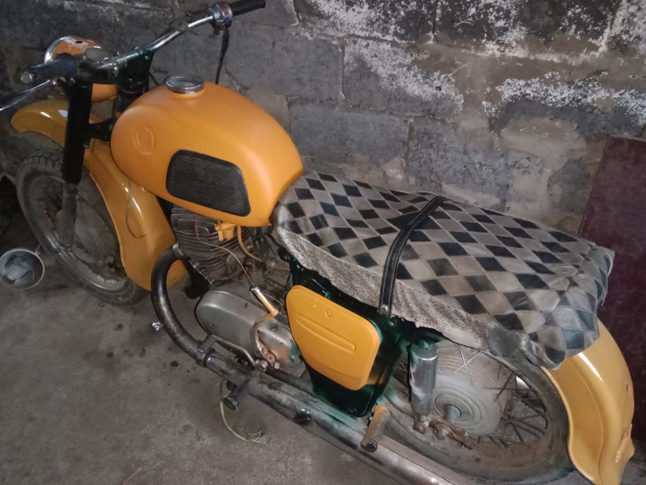 Продам Иж планета 3