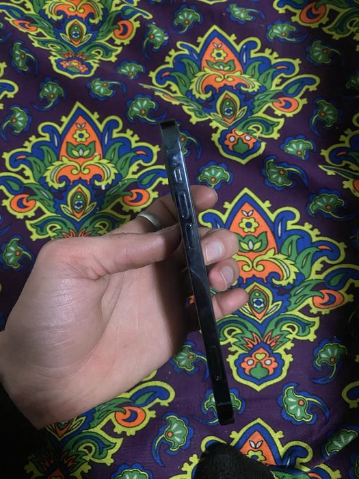 Iphone 12 pro dak bor