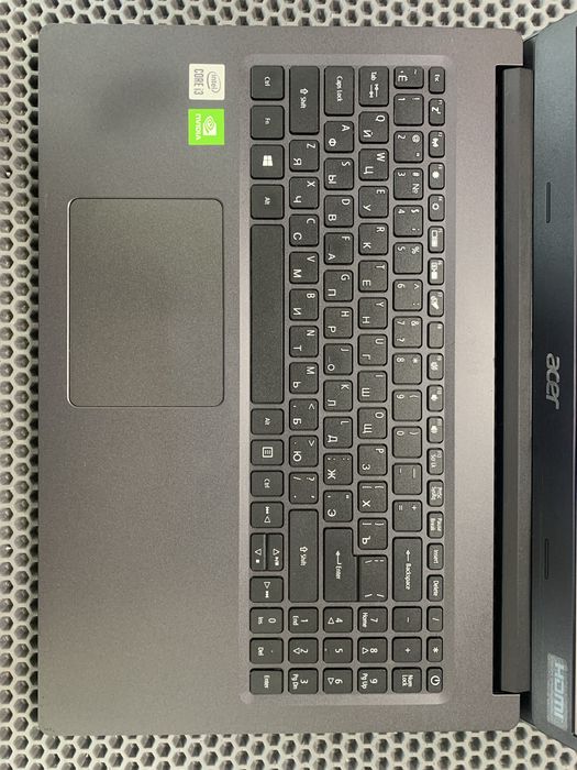 Ноутбук Acer. i3-10gen.