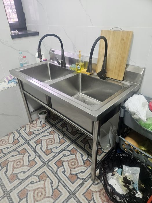 Столовое оборудование