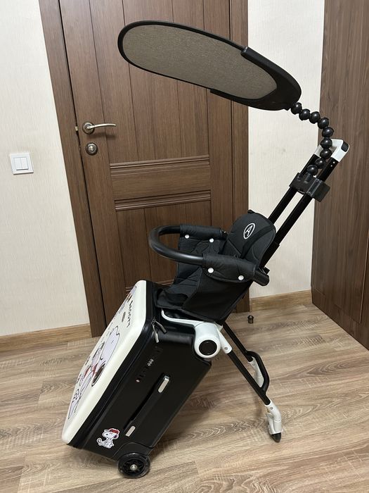 Продам чемодан коляску