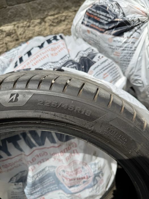 Резина Bridgestone комплект