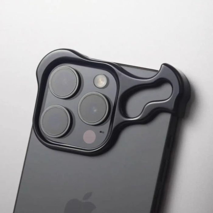 Edge Guard Case - Метална рамка - предпазител за ъглите за iPhone 15 Pro / 16 Pro / 17 / 17 Air / 17 Pro и Pro Max в различни цветове