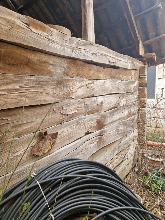 Vand constructie  lemn vechi