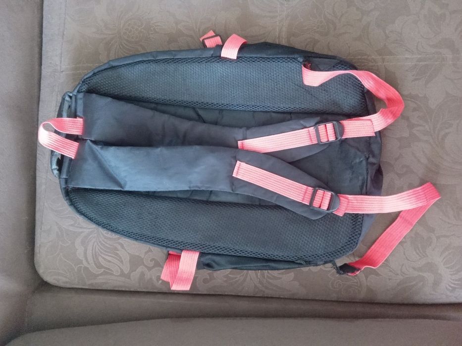 Продавам Спортни раници