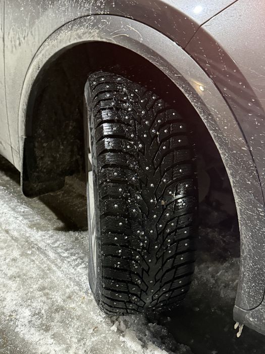 Зимняя резина 255/50/R20 в иделаьном состоянии