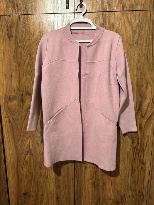 Кардиган розовый в хорошем состоянии