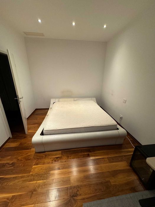 Pat 180 piele alba + somiera