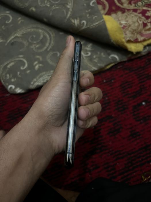 Iphone 11 pro Radnoy xolati zur