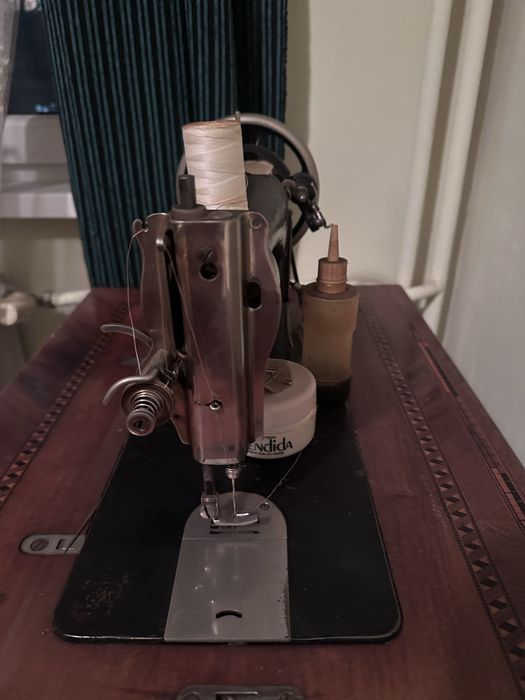 Шевна машина Ексела, използвана, без забележки