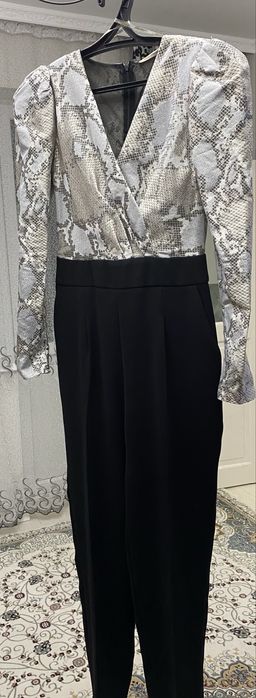 Комбинезон слитный нарядный