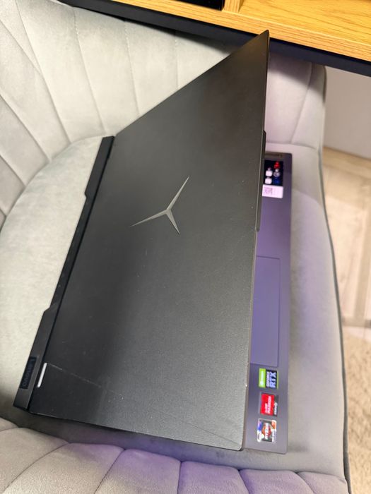 Lenovo legion 5 pro / gtx 3060/ 16 ram / amd ryzen 7 5800h