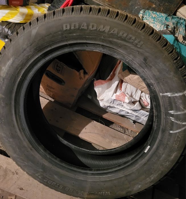 Шипованные шины.