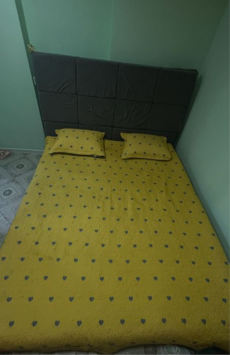 Кровать для спальни