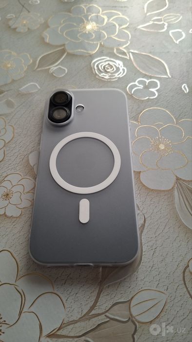 Iphone 17 256 ГБ как новый