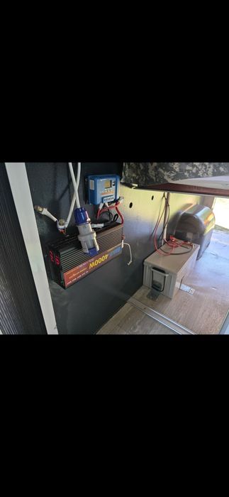 Vând  Renault master duba camper autorulota schimb rulotă dubă locuri