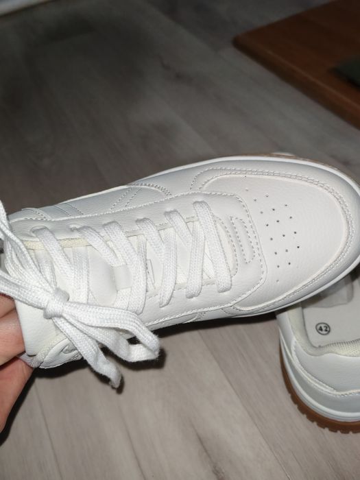 Кеды, кроссовки новые