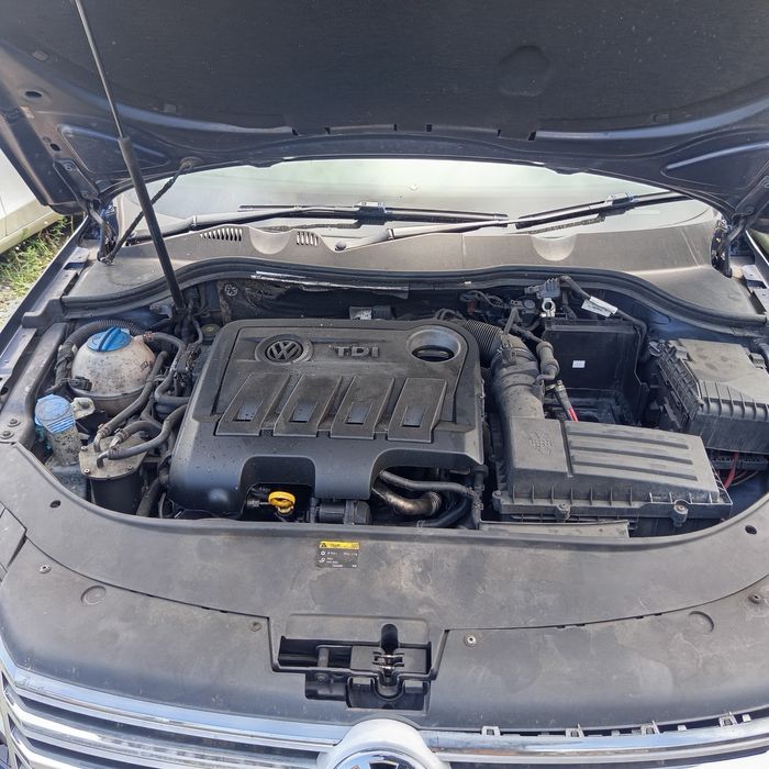 Фолксваген Пасат б7 2.0 тди 140 коня  dsg 2012 год