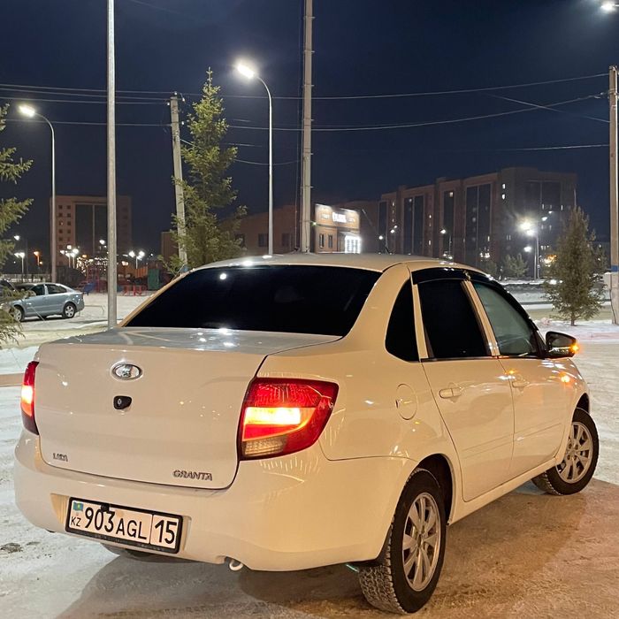 Лада Гранта в хорошем состоянии