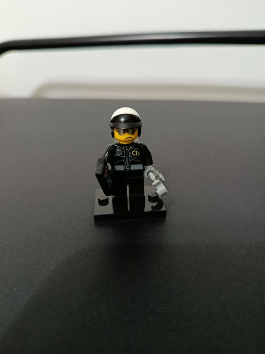 Lego Minifigures:Lego  Movie - Bad Cop