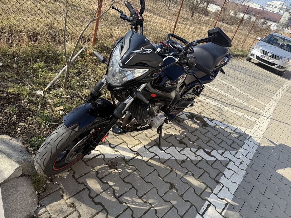 Yamaha FZ6-S FAZER  capacitate cilindrica 600