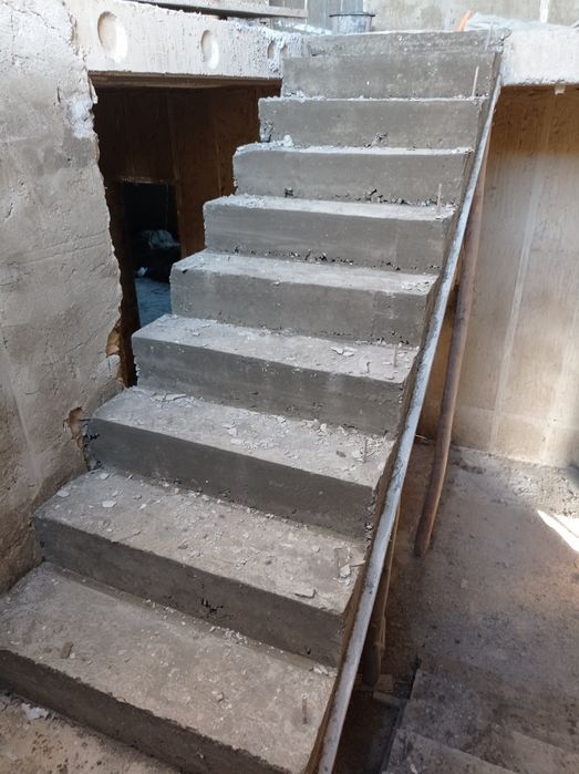 Жондор туман марказида участка сотилади