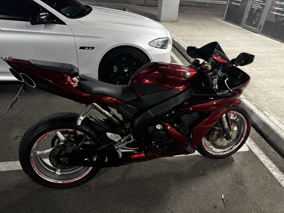 Yamaha YZF-R1 2007 — в отличном состоянии