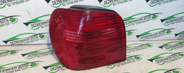 Lampa stop stanga pe hayon Volkswagen VW Polo 2000 1.0 MT (50 hp)