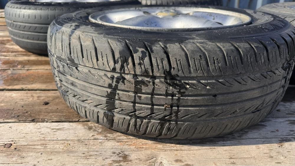 Продам шины легковые