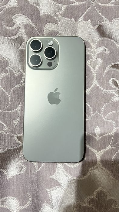 Продается айфон 15 промакс.