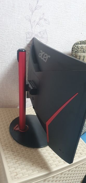 Продаю монитор acer