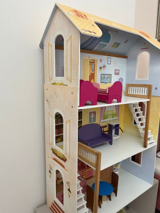 детский кукольный домик