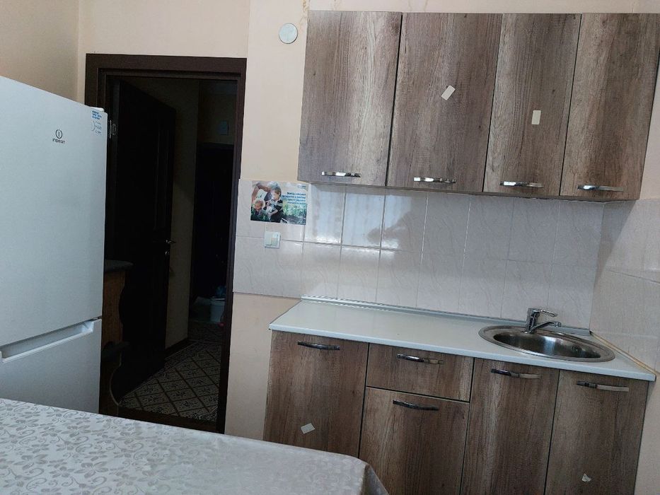 Qizlarga ijaraga kvartira berilad Sergili Rayon 2-metroga 3minut yo'l