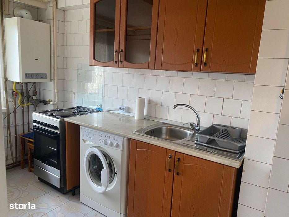 Apartament 2 camere+living, P-ta Stefan ce Mare, zona Teatru, cu garaj