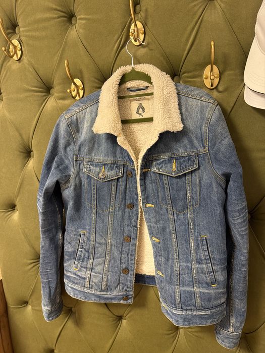 Джинсовая куртка с мехом