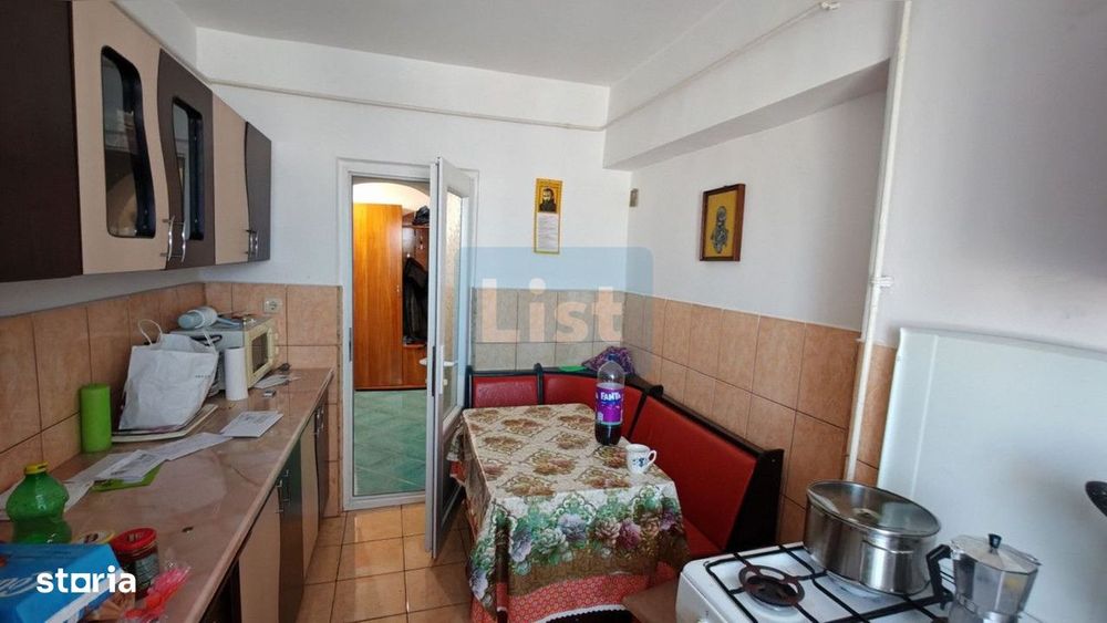 De vanzare apartament spatios cu 4 camere decomandate, zona gării