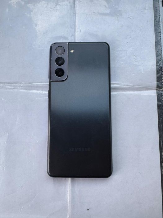 Продам Samsung S21 5G