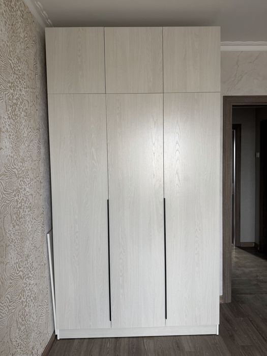 Продам вместительный шкаф