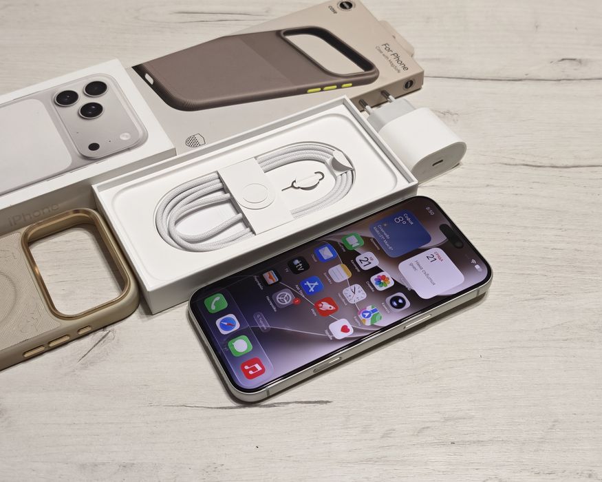 Като нов iPhone 17 Pro Max 256 GB Гаранция Технополис