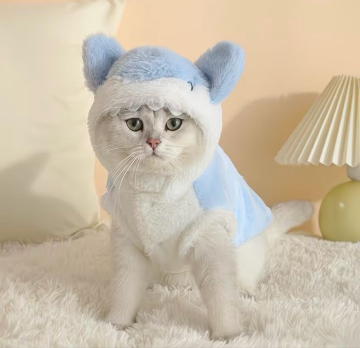 Продам костюмы для кошек/собак