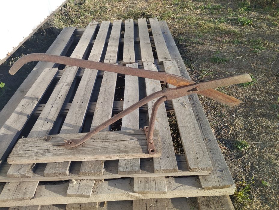 Ножницы.          .