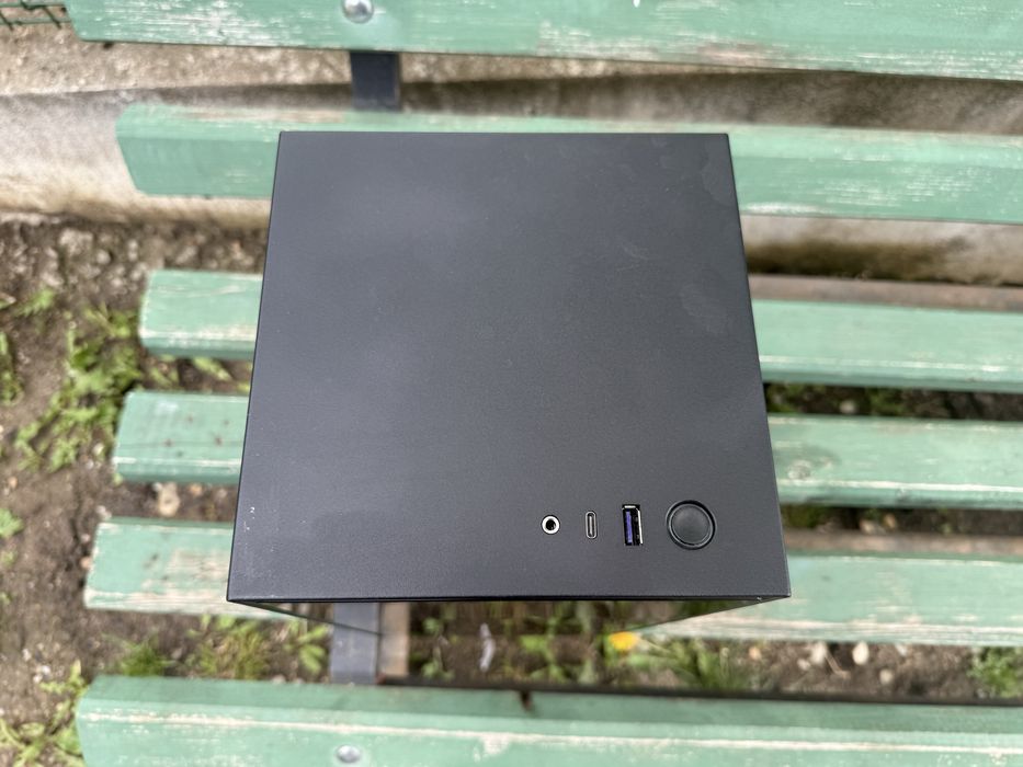 Carcasa NZXT Mini Atx