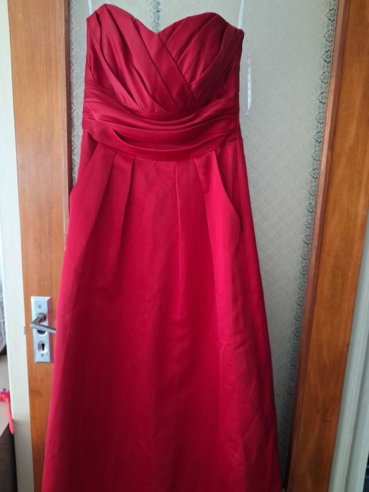 Rochie de seara elegantă